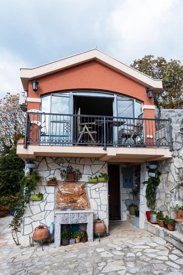 Apartmani Kamena Ruza Будва Екстериор снимка